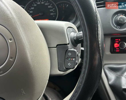 Білий Рено Кєнгу, об'ємом двигуна 1.46 л та пробігом 277 тис. км за 5500 $, фото 15 на Automoto.ua