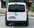 Білий Рено Кєнгу, об'ємом двигуна 1.5 л та пробігом 260 тис. км за 7400 $, фото 4 на Automoto.ua