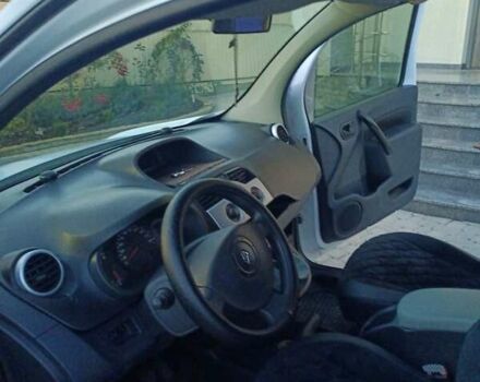 Рено Кенгу 2011 в Хмельницком на Automoto.ua Белый Рено Кенгу, объемом двигателя 1.5 л и пробегом 175 тыс. км за 6000 $, фото 9 на Automoto.ua