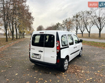 Белый Рено Кенгу, объемом двигателя 1.5 л и пробегом 288 тыс. км за 6350 $, фото 10 на Automoto.ua