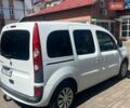 Белый Рено Кенгу, объемом двигателя 1.6 л и пробегом 210 тыс. км за 7950 $, фото 3 на Automoto.ua