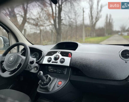 Білий Рено Кєнгу, об'ємом двигуна 1.5 л та пробігом 288 тис. км за 6300 $, фото 32 на Automoto.ua