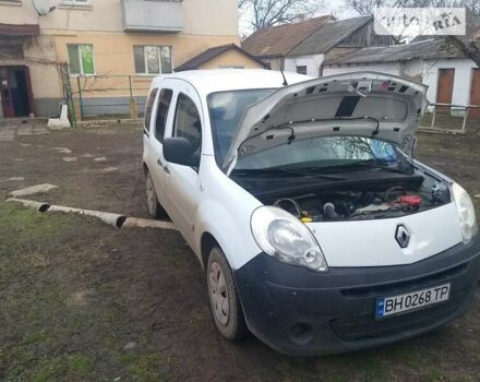 Білий Рено Кєнгу, об'ємом двигуна 1.5 л та пробігом 290 тис. км за 6000 $, фото 3 на Automoto.ua