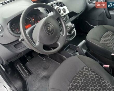 Белый Рено Кенгу, объемом двигателя 1.5 л и пробегом 180 тыс. км за 8999 $, фото 16 на Automoto.ua