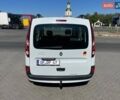 Білий Рено Кєнгу, об'ємом двигуна 1.5 л та пробігом 237 тис. км за 8400 $, фото 4 на Automoto.ua