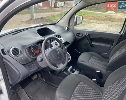 Білий Рено Кєнгу, об'ємом двигуна 0 л та пробігом 87 тис. км за 6499 $, фото 10 на Automoto.ua