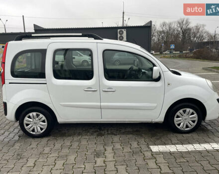 Білий Рено Кєнгу, об'ємом двигуна 0 л та пробігом 216 тис. км за 8200 $, фото 14 на Automoto.ua