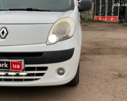 Белый Рено Кенгу, объемом двигателя 1.5 л и пробегом 260 тыс. км за 7490 $, фото 8 на Automoto.ua