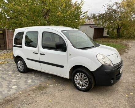 Білий Рено Кєнгу, об'ємом двигуна 1.5 л та пробігом 300 тис. км за 4950 $, фото 1 на Automoto.ua