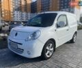 Белый Рено Кенгу, объемом двигателя 1.5 л и пробегом 397 тыс. км за 4500 $, фото 1 на Automoto.ua