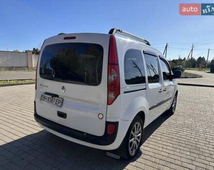 Белый Рено Кенгу, объемом двигателя 1.46 л и пробегом 243 тыс. км за 8600 $, фото 5 на Automoto.ua