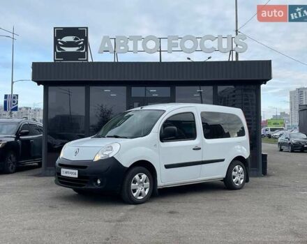 Білий Рено Кєнгу, об'ємом двигуна 1.6 л та пробігом 188 тис. км за 8990 $, фото 3 на Automoto.ua