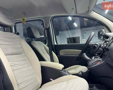 Белый Рено Кенгу, объемом двигателя 1.5 л и пробегом 216 тыс. км за 8700 $, фото 16 на Automoto.ua