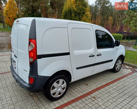 Білий Рено Кєнгу, об'ємом двигуна 1.5 л та пробігом 273 тис. км за 5200 $, фото 4 на Automoto.ua