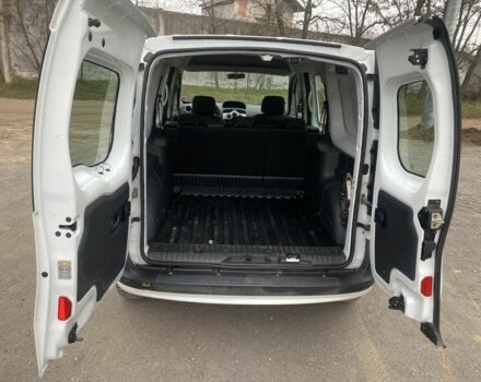 Белый Рено Кенгу, объемом двигателя 0 л и пробегом 87 тыс. км за 6499 $, фото 7 на Automoto.ua