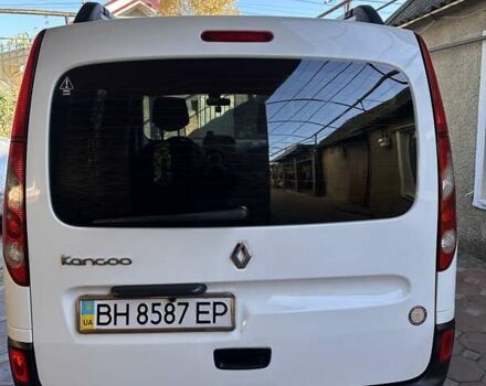 Белый Рено Кенгу, объемом двигателя 1.46 л и пробегом 243 тыс. км за 8600 $, фото 8 на Automoto.ua