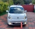 Белый Рено Кенгу, объемом двигателя 1.6 л и пробегом 225 тыс. км за 8500 $, фото 1 на Automoto.ua
