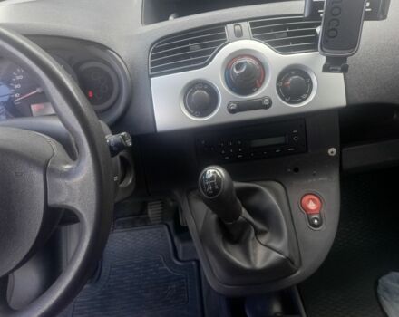 Белый Рено Кенгу, объемом двигателя 1.5 л и пробегом 230 тыс. км за 8200 $, фото 5 на Automoto.ua