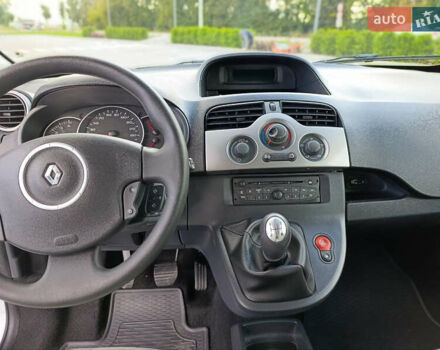 Білий Рено Кєнгу, об'ємом двигуна 1.6 л та пробігом 224 тис. км за 7999 $, фото 13 на Automoto.ua