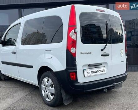 Білий Рено Кєнгу, об'ємом двигуна 1.6 л та пробігом 188 тис. км за 8990 $, фото 5 на Automoto.ua