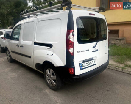 Белый Рено Кенгу, объемом двигателя 0 л и пробегом 165 тыс. км за 5450 $, фото 2 на Automoto.ua