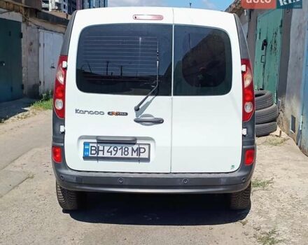 Белый Рено Кенгу, объемом двигателя 1.46 л и пробегом 267 тыс. км за 7500 $, фото 4 на Automoto.ua