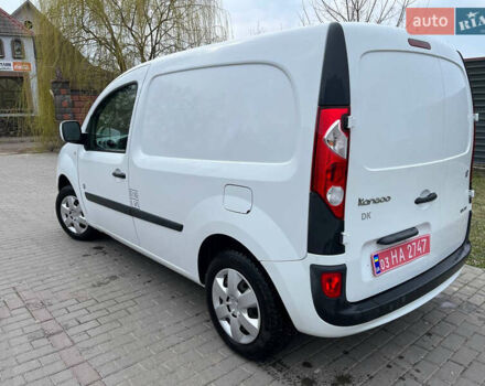 Белый Рено Кенгу, объемом двигателя 0 л и пробегом 29 тыс. км за 4999 $, фото 10 на Automoto.ua