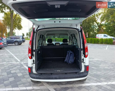 Білий Рено Кєнгу, об'ємом двигуна 1.6 л та пробігом 224 тис. км за 7999 $, фото 20 на Automoto.ua