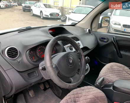 Білий Рено Кєнгу, об'ємом двигуна 1.5 л та пробігом 260 тис. км за 7490 $, фото 23 на Automoto.ua