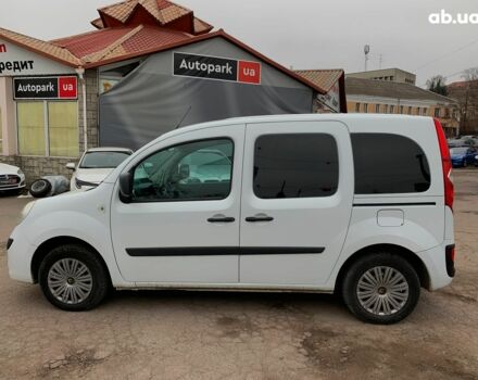 Белый Рено Кенгу, объемом двигателя 1.5 л и пробегом 260 тыс. км за 7490 $, фото 7 на Automoto.ua