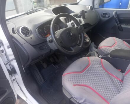 Белый Рено Кенгу, объемом двигателя 1.5 л и пробегом 230 тыс. км за 8200 $, фото 4 на Automoto.ua