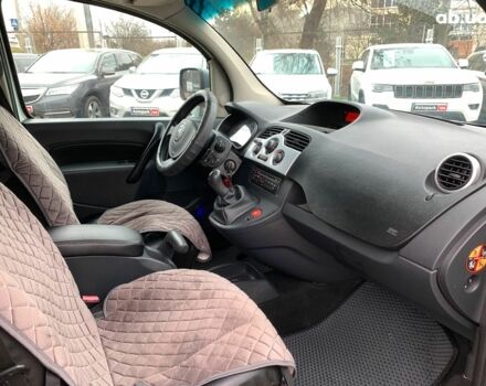 Белый Рено Кенгу, объемом двигателя 1.5 л и пробегом 260 тыс. км за 7490 $, фото 20 на Automoto.ua