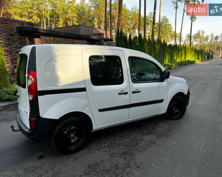 Белый Рено Кенгу, объемом двигателя 1.5 л и пробегом 188 тыс. км за 4950 $, фото 5 на Automoto.ua