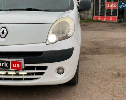 Білий Рено Кєнгу, об'ємом двигуна 1.5 л та пробігом 260 тис. км за 7490 $, фото 8 на Automoto.ua
