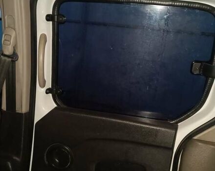 Белый Рено Кенгу, объемом двигателя 1.5 л и пробегом 357 тыс. км за 6200 $, фото 33 на Automoto.ua