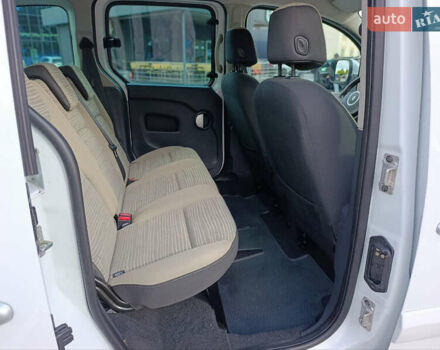 Білий Рено Кєнгу, об'ємом двигуна 1.6 л та пробігом 224 тис. км за 7999 $, фото 21 на Automoto.ua