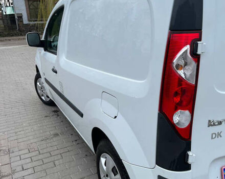 Белый Рено Кенгу, объемом двигателя 0 л и пробегом 29 тыс. км за 4999 $, фото 9 на Automoto.ua
