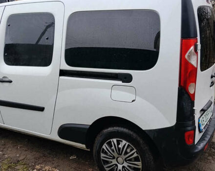 Білий Рено Кєнгу, об'ємом двигуна 0 л та пробігом 109 тис. км за 7300 $, фото 4 на Automoto.ua