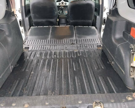 Білий Рено Кєнгу, об'ємом двигуна 0 л та пробігом 109 тис. км за 7300 $, фото 15 на Automoto.ua