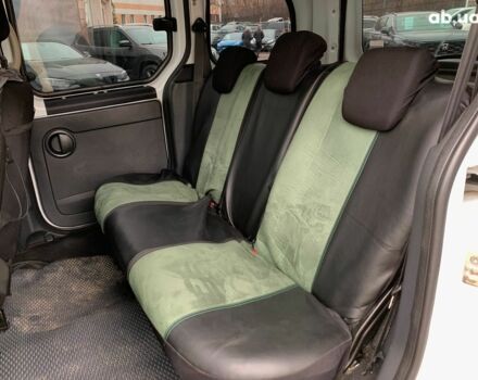 Белый Рено Кенгу, объемом двигателя 1.5 л и пробегом 260 тыс. км за 7490 $, фото 18 на Automoto.ua