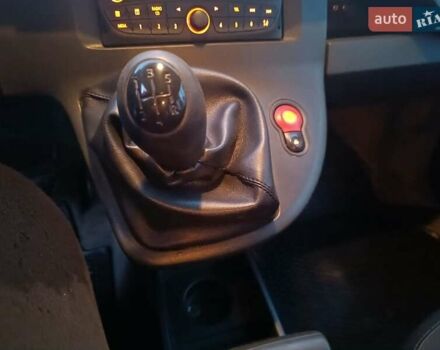 Белый Рено Кенгу, объемом двигателя 1.5 л и пробегом 357 тыс. км за 6200 $, фото 27 на Automoto.ua