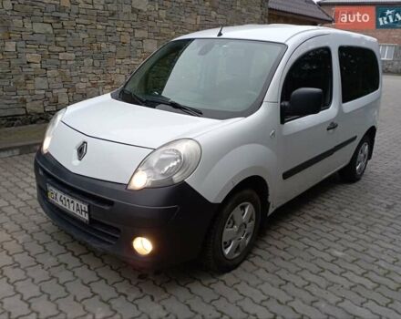 Белый Рено Кенгу, объемом двигателя 1.5 л и пробегом 298 тыс. км за 7750 $, фото 1 на Automoto.ua
