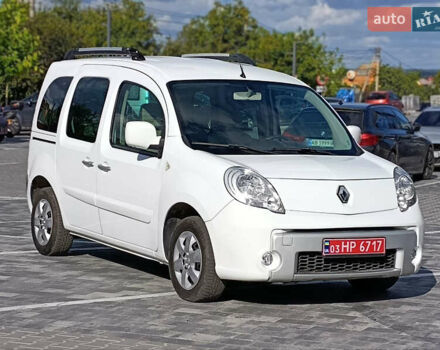 Белый Рено Кенгу, объемом двигателя 1.6 л и пробегом 224 тыс. км за 8150 $, фото 9 на Automoto.ua