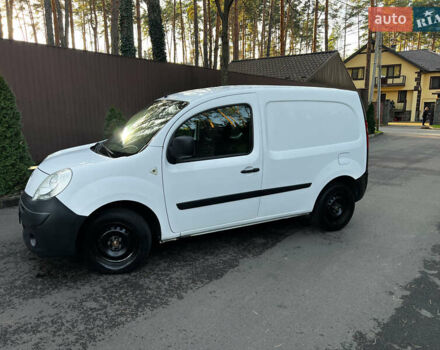 Белый Рено Кенгу, объемом двигателя 1.5 л и пробегом 188 тыс. км за 4950 $, фото 2 на Automoto.ua