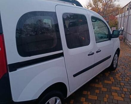 Белый Рено Кенгу, объемом двигателя 1.5 л и пробегом 357 тыс. км за 6200 $, фото 5 на Automoto.ua