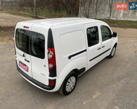 Білий Рено Кєнгу, об'ємом двигуна 0 л та пробігом 87 тис. км за 6499 $, фото 4 на Automoto.ua