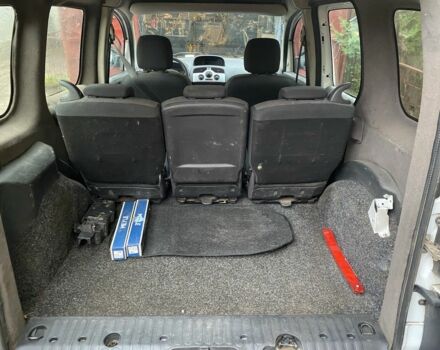 Білий Рено Кєнгу, об'ємом двигуна 1.5 л та пробігом 300 тис. км за 4950 $, фото 14 на Automoto.ua