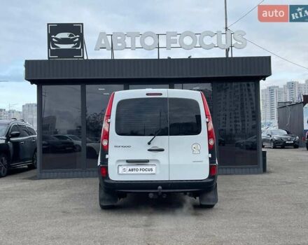 Білий Рено Кєнгу, об'ємом двигуна 1.6 л та пробігом 188 тис. км за 8990 $, фото 6 на Automoto.ua