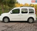 Белый Рено Кенгу, объемом двигателя 1.6 л и пробегом 179 тыс. км за 9900 $, фото 4 на Automoto.ua