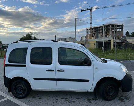 Белый Рено Кенгу, объемом двигателя 1.5 л и пробегом 205 тыс. км за 7500 $, фото 2 на Automoto.ua